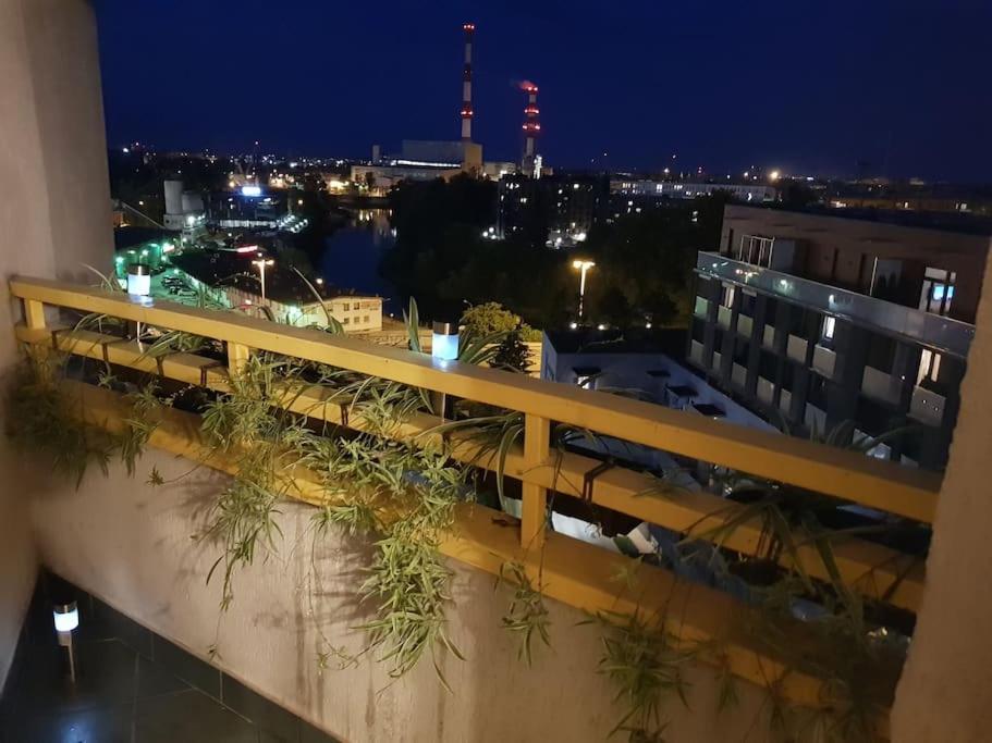 弗罗茨瓦夫Sloneczny Apartamencik公寓 外观 照片