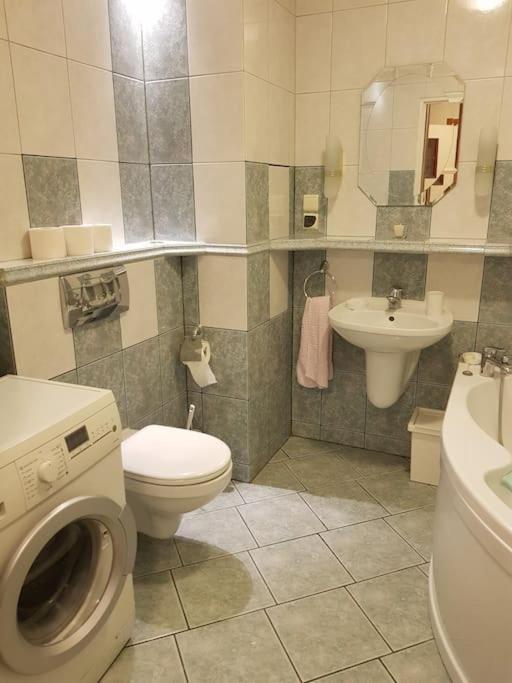 弗罗茨瓦夫Sloneczny Apartamencik公寓 外观 照片