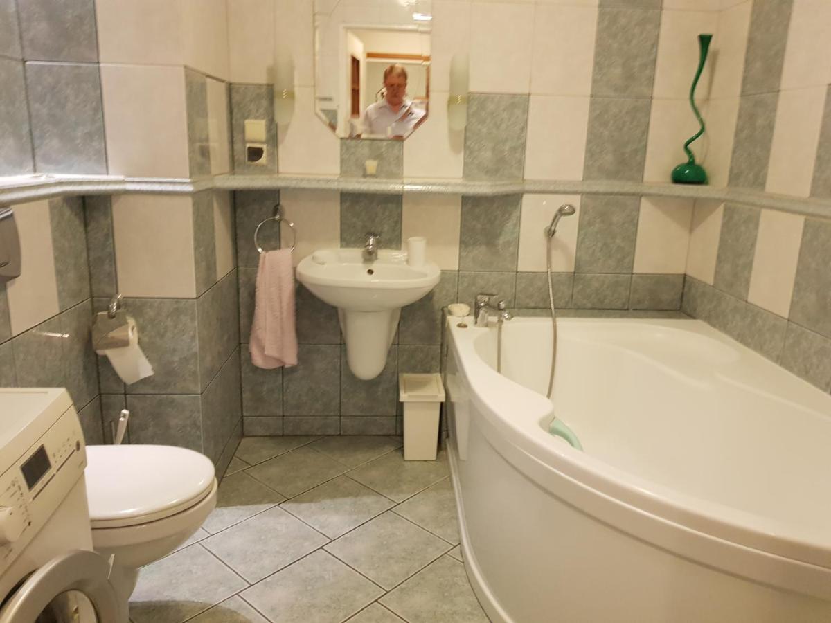 弗罗茨瓦夫Sloneczny Apartamencik公寓 外观 照片