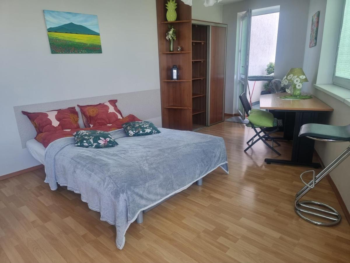 弗罗茨瓦夫Sloneczny Apartamencik公寓 外观 照片
